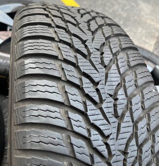 Alu kola 215/55/R17 originál škoda - 8