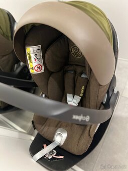 Autosedačka Cybex Cloud Z i-Size Plus + Cybex Base Z - 8