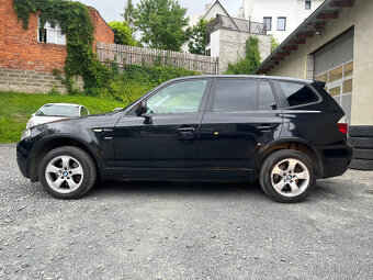 BMW  X3  2,0 D  130 Kw  X-DRIVE - 8