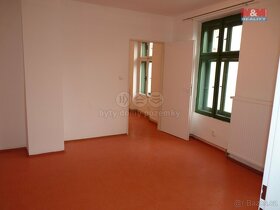 Prodej rodinného domu, 385 m², Kladno, ul. plk. Stříbrného - 8