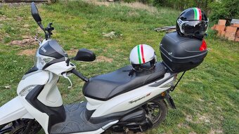 Skutr125 - 8