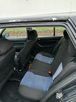 Volkswagen golf IV 1.6 - 8
