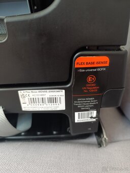 Britax Baby Safe 3 i-Size s izofixem - 8