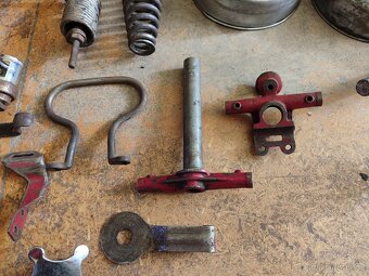 Díly Jawa speciál - 8