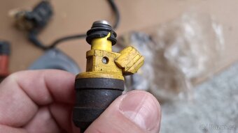 Toyota CarinaE - soubor náhradních dílů - 8