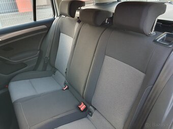 VOLKSWAGEN GOLF 1.6 TDI SERVISKA, DPH, NAVI, MOC HEZKÝ - 8