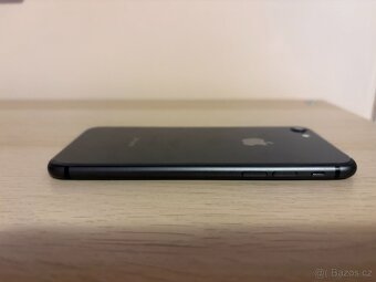 Poškozený Apple iPhone 8 A1905 (64 GB) - 8