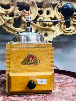 Mlýnek na kávu - 8