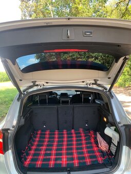 BMW 216I Active Tourer - TOP STAV - 8