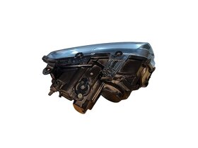 Levý a pravý halogen 2H1941015AA 2H1941016M VW Amarok 2014 - 8
