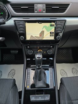 ŠKODA SUPERB III 4x4 DSG AMBITION 2,0TDI 140kW LED NAVI DPH - 8