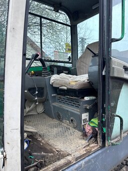 Terex tc 125 Bobcat schaeff - 8