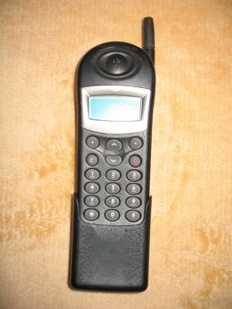 Makety mobilních telefonů Motorola, Alcatel, Nokia - 8