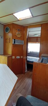Karavan - 8