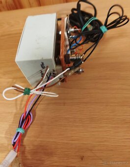 Síťový transformátor 230V~/ 15V~, 2x9V~ nebo 18V~ - 8