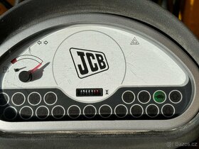 Čelní kolový nakladač kloubový JCB 406B - 8