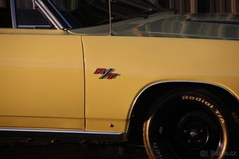 1968 Dodge Coronet R/T - 8