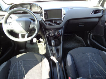 PEUGEOT 208 1.2i KOUPENO ČR,1.MAJITEL,NEHAVAROVÁNO - 8
