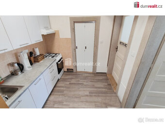 Pronájem bytu 2+1, 2.patro, 55 m2 + 5 m2 balkon, Praha 10- V - 8