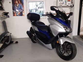 Honda Forza 125 2018 najeto 9700 km - 8