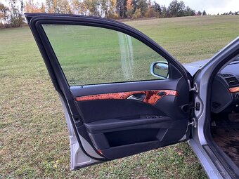 MERCEDES-BENZ E 280 elegance - 8