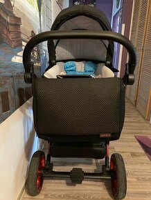 Pěkný kočárek - 8