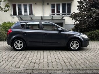 Kia Cee´d 1.4 80kW Klima ALU kola Nové v ČR - 8