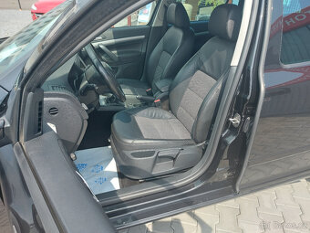 Škoda Octavia 1,6 TDi Elegance S KNIHA - 8