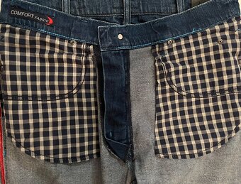 Armani Jeans J31 Regular Fit sleva - 8
