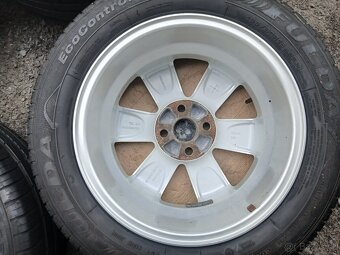 Sada Orig ALU kol Toyota 195/60R15 letní - 8