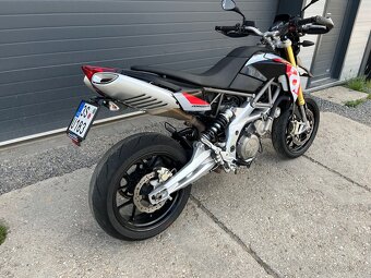 Aprilia Dorsoduro 750 2008 - 8