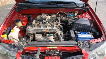 Almera 1.5i 2003 - 8