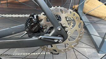 Prodám kolo TREK DOMANE SLR6 GEN4 vel 56 ve špičkovém stavu - 8