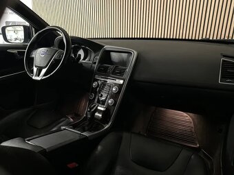 Volvo XC60 D4 AWD SUMMUM 2017 - 8