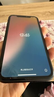 Apple iPhone 11 64 GB Black černý - 8