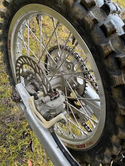 Suzuki rmz 250 - 8