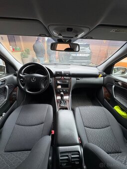 Mercedes-Benz C (2001) – 2.0 benzín 95 kW, manuál - 8