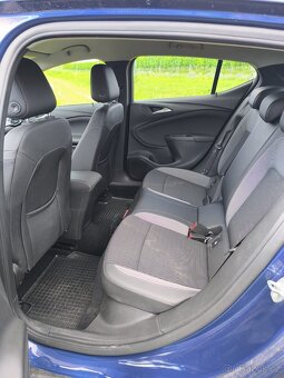 Astra K 1.2 Elegance Hatchback 107kW model 2021 - 8