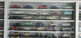 SBÍRKA MODELŮ AUTÍČEK 1:43 - LEGENDÁRNÍ AUTOMOBILY - KOMPLET - 8