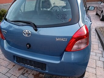 Toyota Yaris 1.0 i,rok2006,klima,org.km,po STK,top - 8
