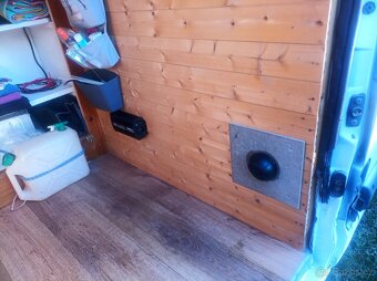 Renault Master obytná dodávka - 8