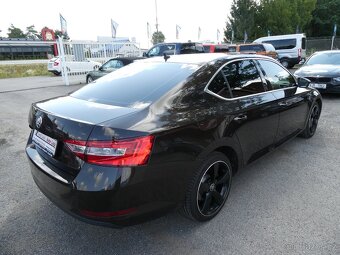 Škoda Superb 2.0 TDi 110kW DSG, 2x kola, ČR - 8
