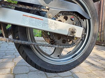 Suzuki GS500E - 8