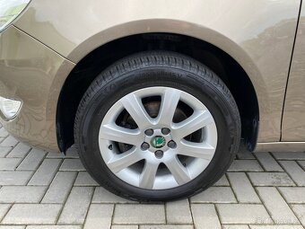 Škoda Roomster, 1.2 TSI 63kW-ČR-KLIMA-PDC-ALU - 8