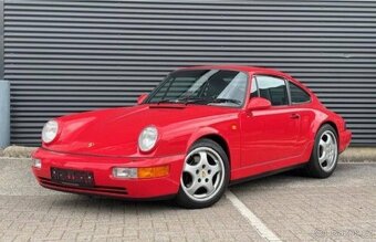 Porsche 911 Carrera 4 - 8