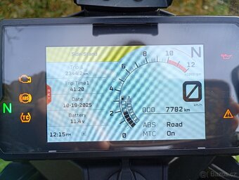 KTM 390 Adventure – r.v. 2021, v provozu od 2022, 7 800 km - 8