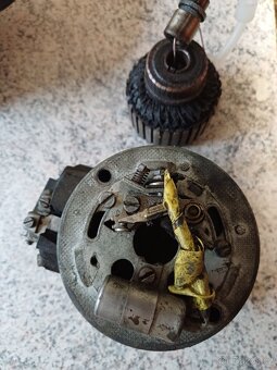 Prodám doklady na JAWA 250/353 + rám + motor - 8