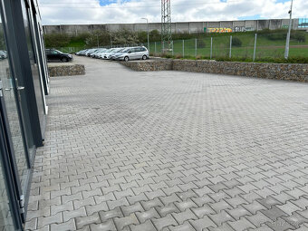 Prodej luxusní novostavby haly, autoservis, 3000m2 pozemek - 8