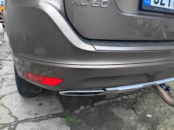 VOLVO XC 60 AWD D5 - 8