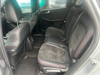 Ford Kuga ST Line - 8
